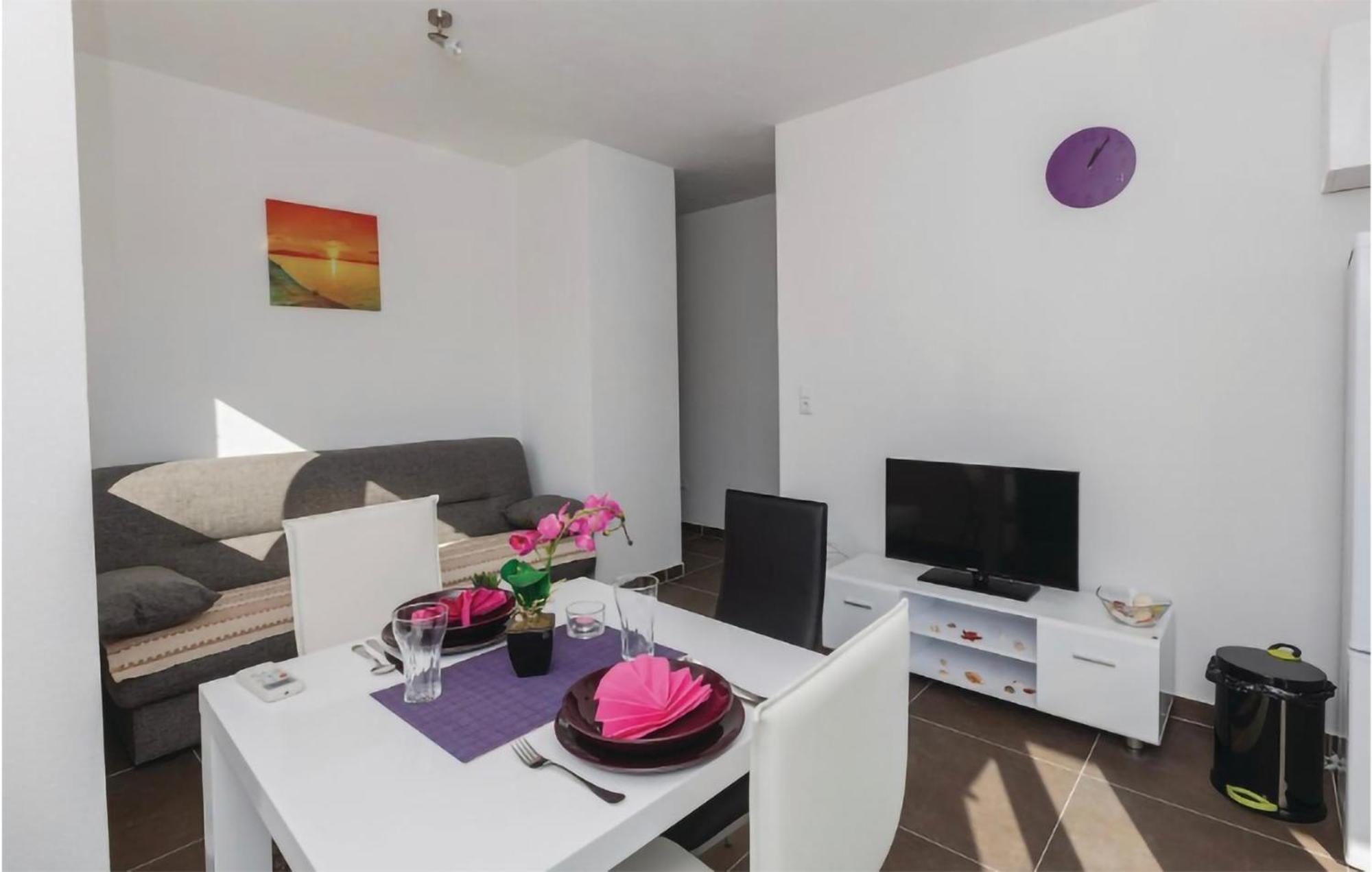 Amazing Apartment In Saldun With Wifi 트로기르 외부 사진
